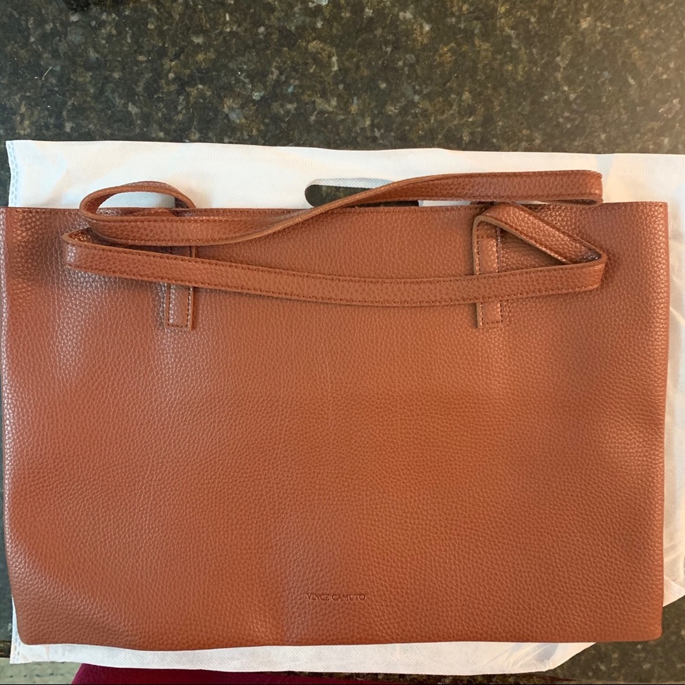 🎉HP🎉 NWOT Vince Camuto Tote Bag Dark Rum Leather - Picture 7 of 8